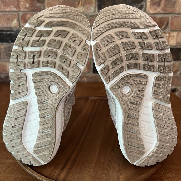 Brooks Ariel GTS 23 Supportive Cream Womens 8.5 2E Road Running Shoes Sneakers - Picture 16 of 16
